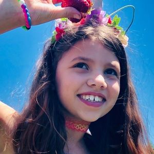 Meet your Posher, Dina